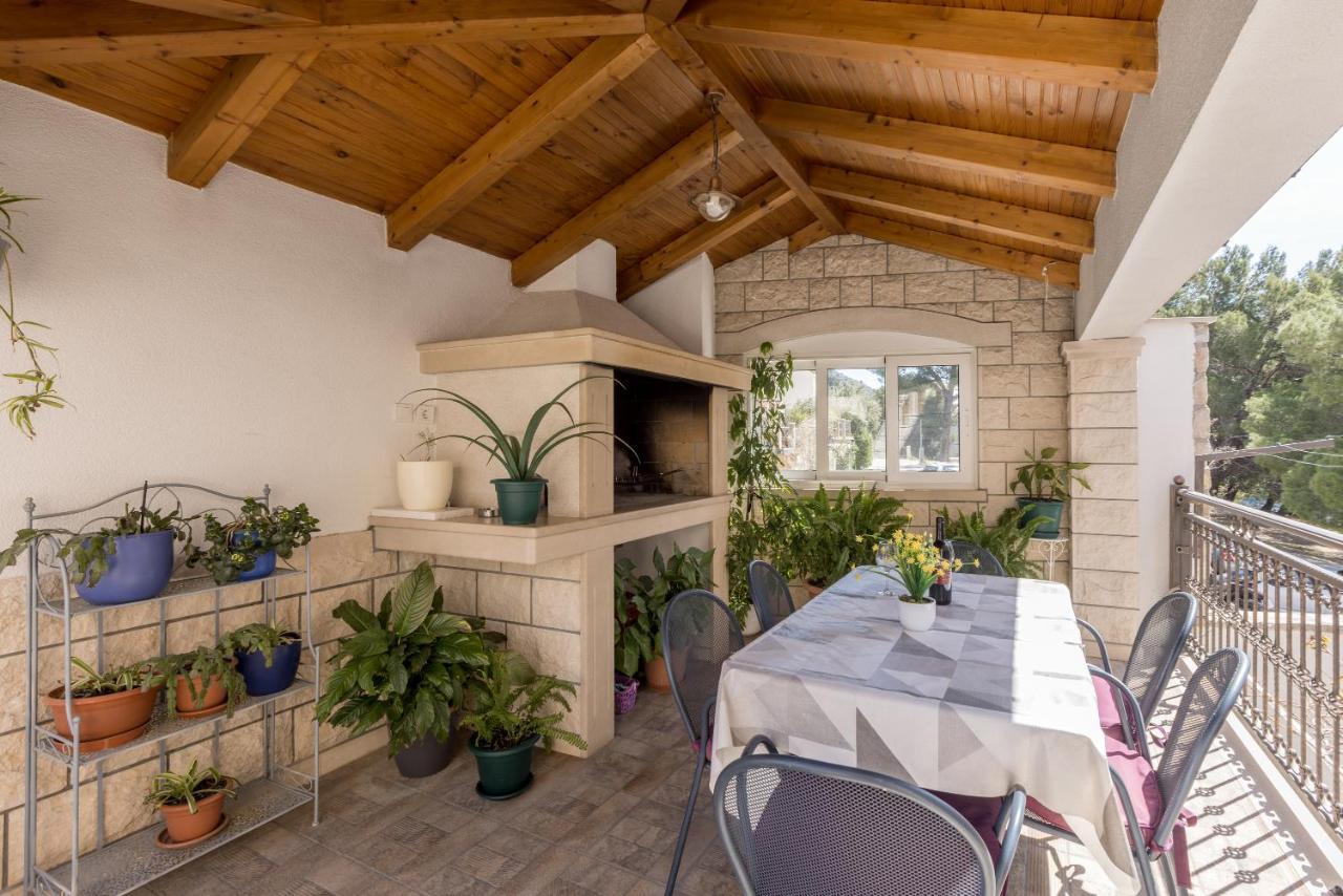 Apartments Petra Μπολ Εξωτερικό φωτογραφία