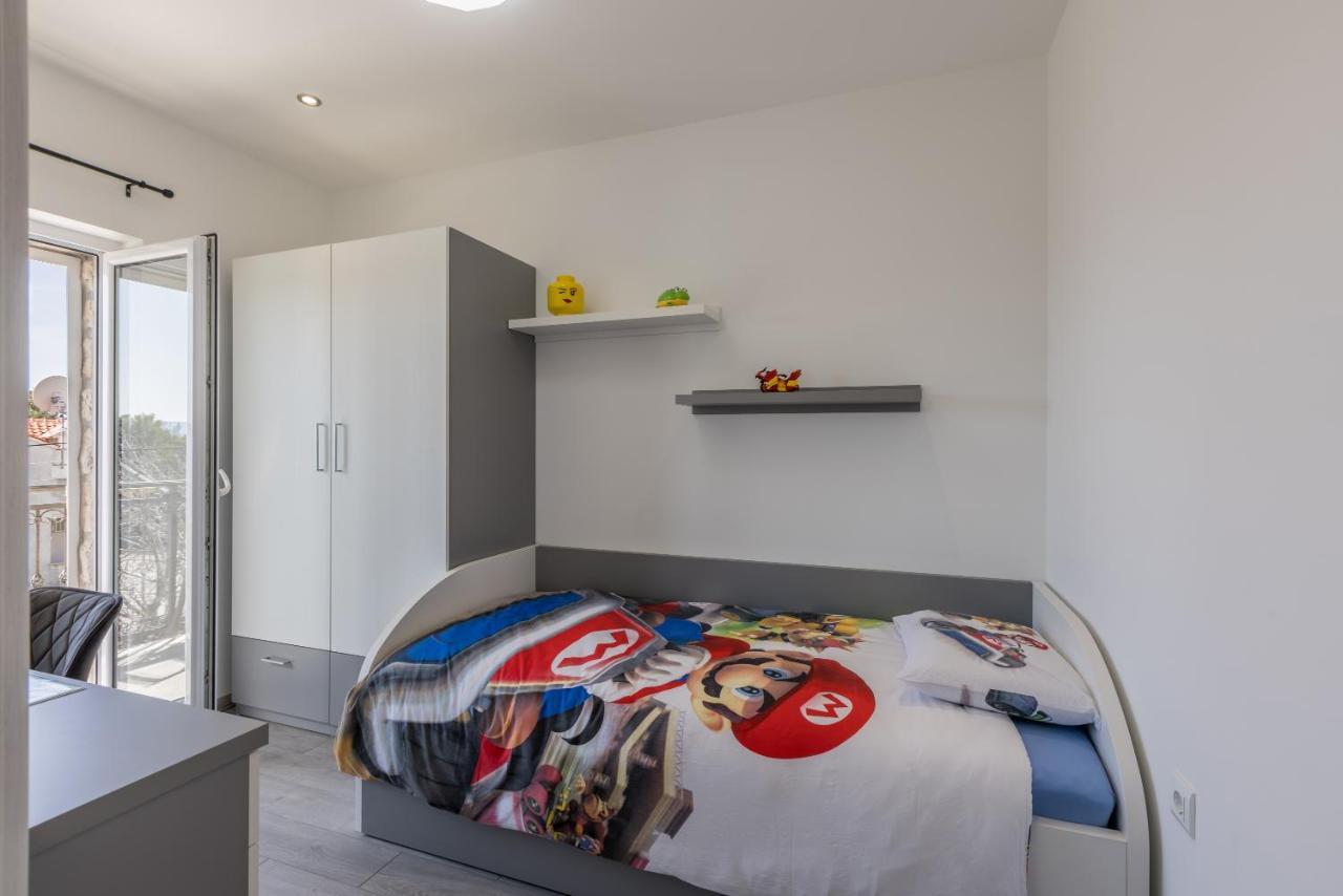 Apartments Petra Μπολ Εξωτερικό φωτογραφία