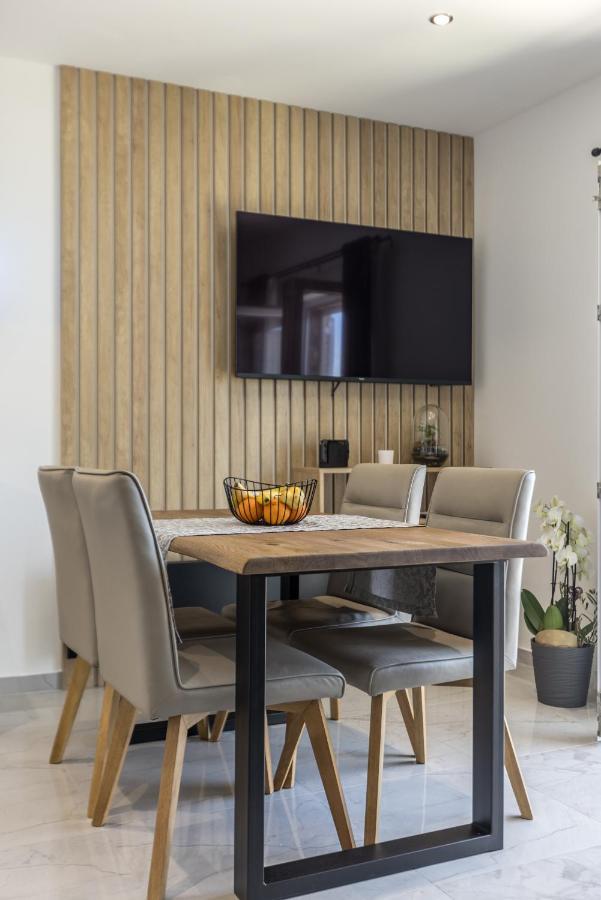Apartments Petra Μπολ Εξωτερικό φωτογραφία